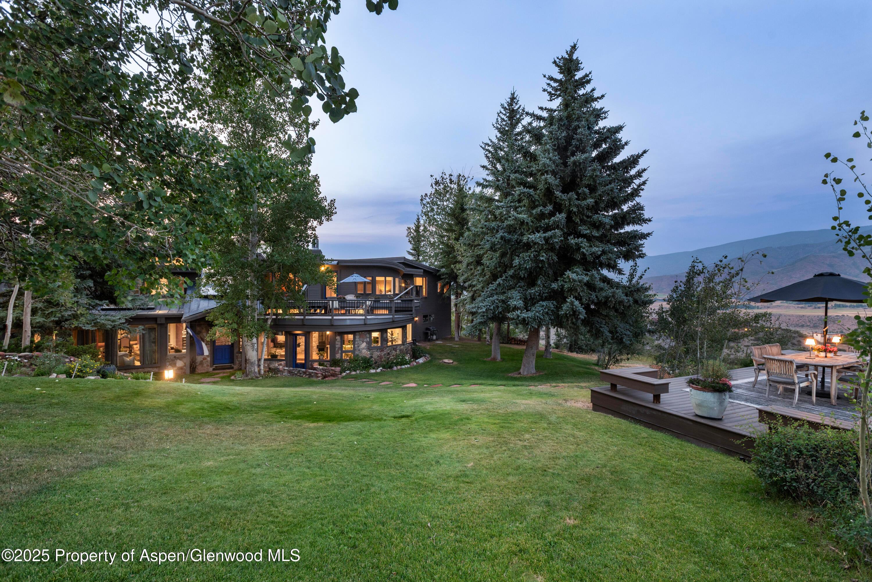 Aspen, Colorado, 81611, United States, 3 Bedrooms Bedrooms, ,4 BathroomsBathrooms,Residential,For Sale,1932450