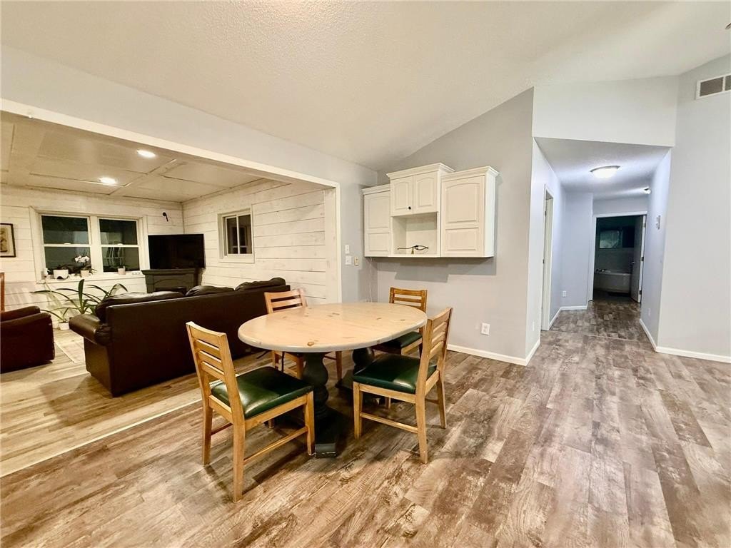 Alexandria Twp, Minnesota, 56308, United States, 5 Bedrooms Bedrooms, ,2 BathroomsBathrooms,Residential,For Sale,2036920