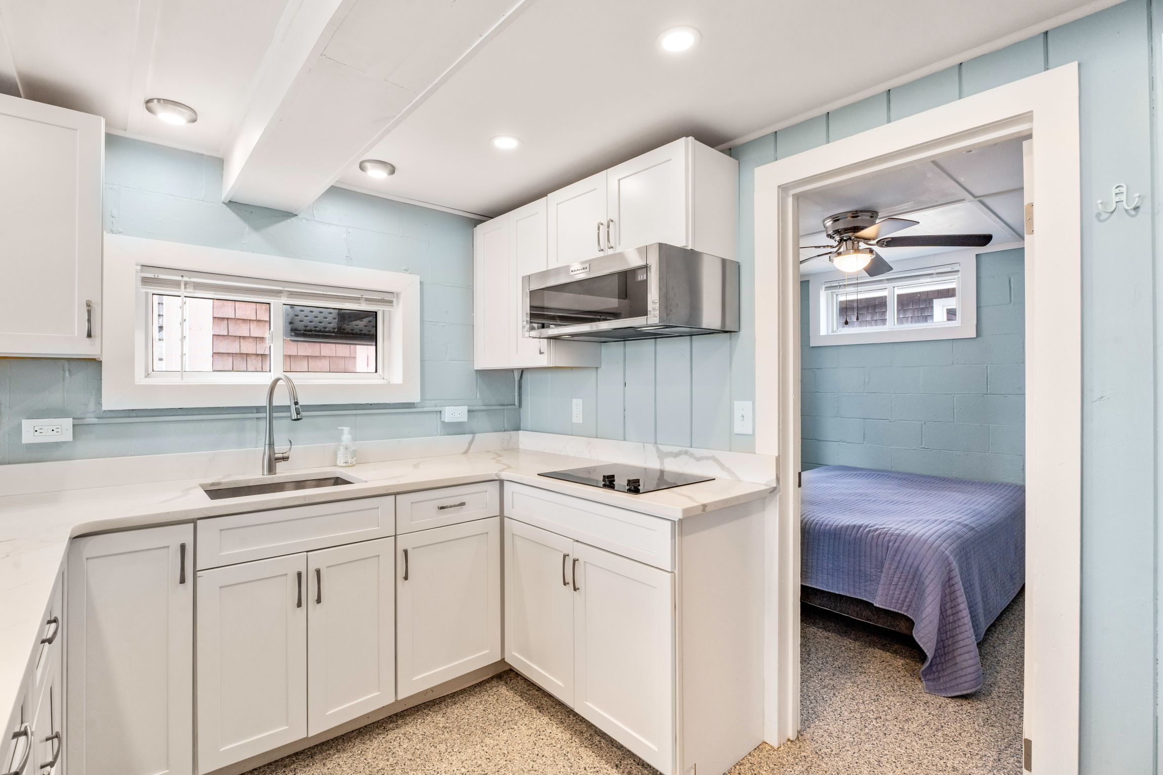  27 Concord Avenue, Hampton, NH, 03842 - 物件實景
