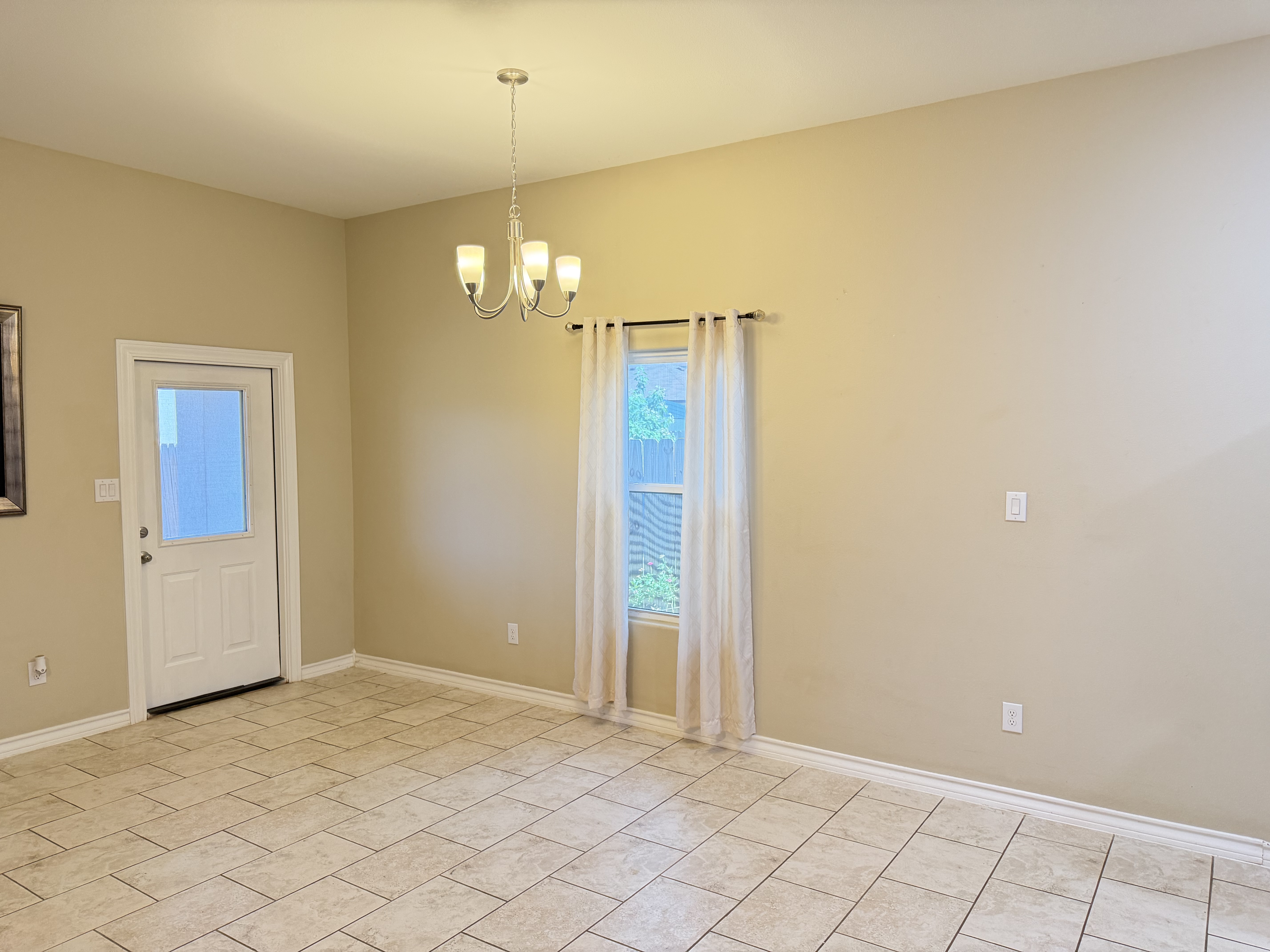 Encanto Dr, Laredo, TX 78046 #1