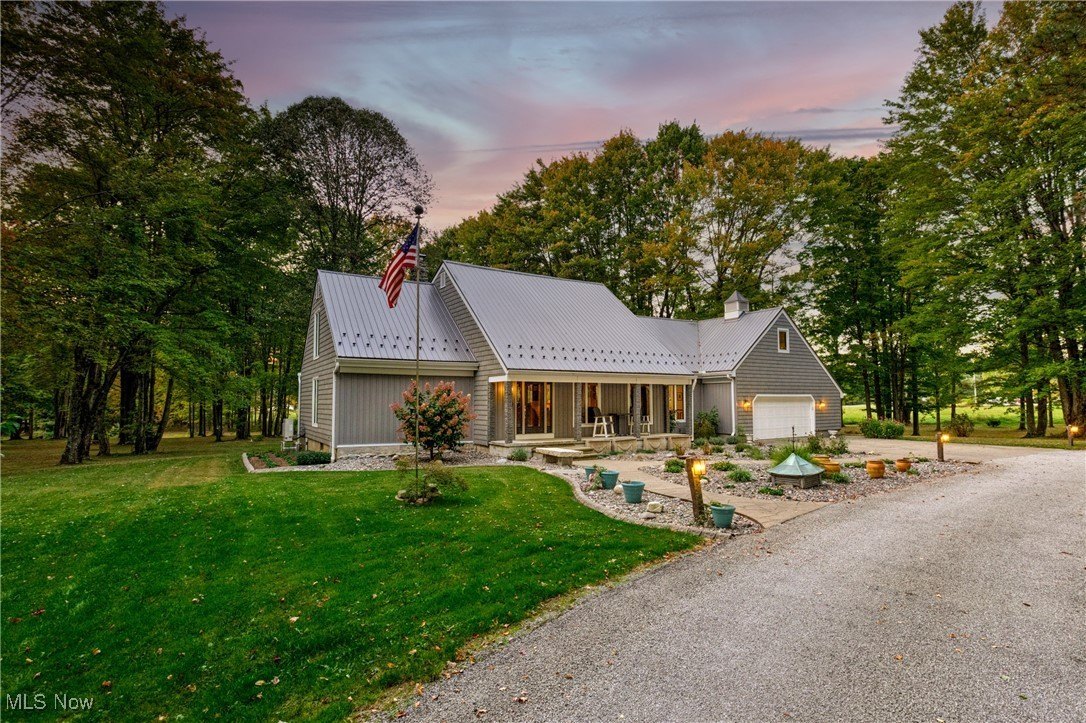 Kinsman, Ohio, 44428, United States, 4 Bedrooms Bedrooms, ,4 BathroomsBathrooms,Residential,For Sale,1983424