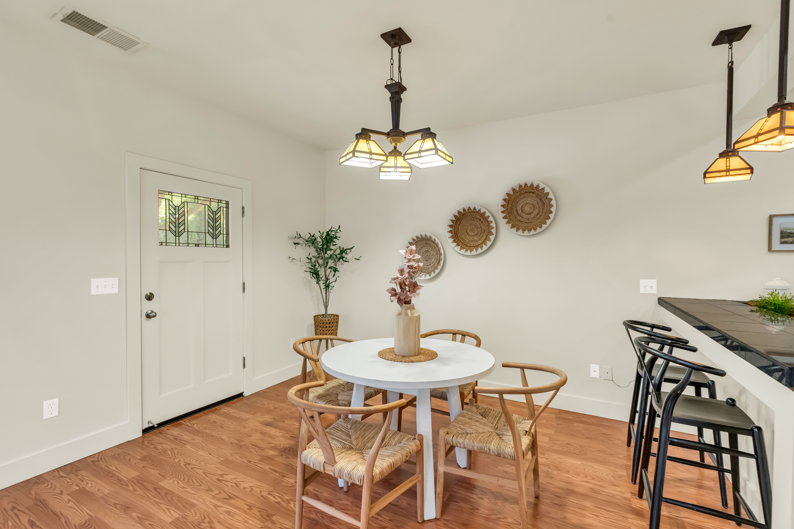  936 52nd Street, Sacramento, CA, 95819 - 物件實景