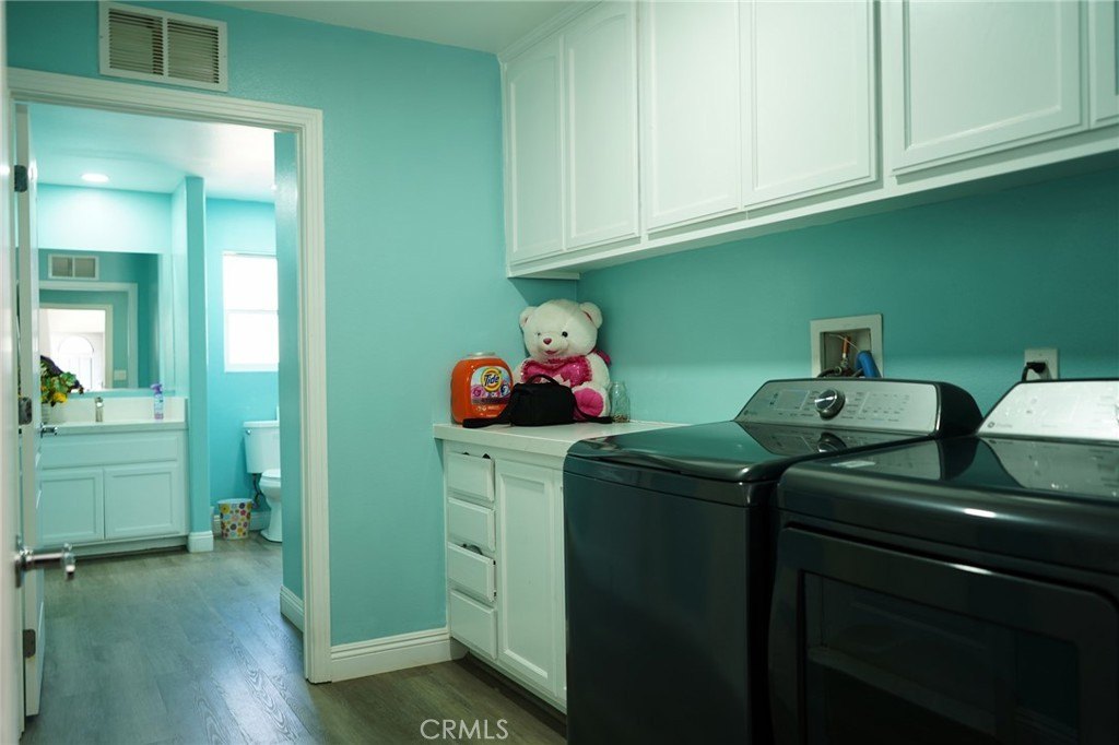 Hesperia, California, 92345, United States, 3 Bedrooms Bedrooms, ,3 BathroomsBathrooms,Residential,For Sale,1973844