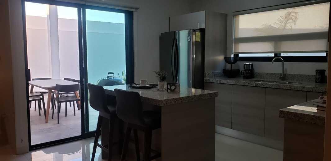 PASEO DE LOS ARBOLES, Torreón, Coahuila de Zaragoza, 27018, Mexico, 3 Bedrooms Bedrooms, ,4 BathroomsBathrooms,Residential,For Sale,PASEO DE LOS ARBOLES,1234284