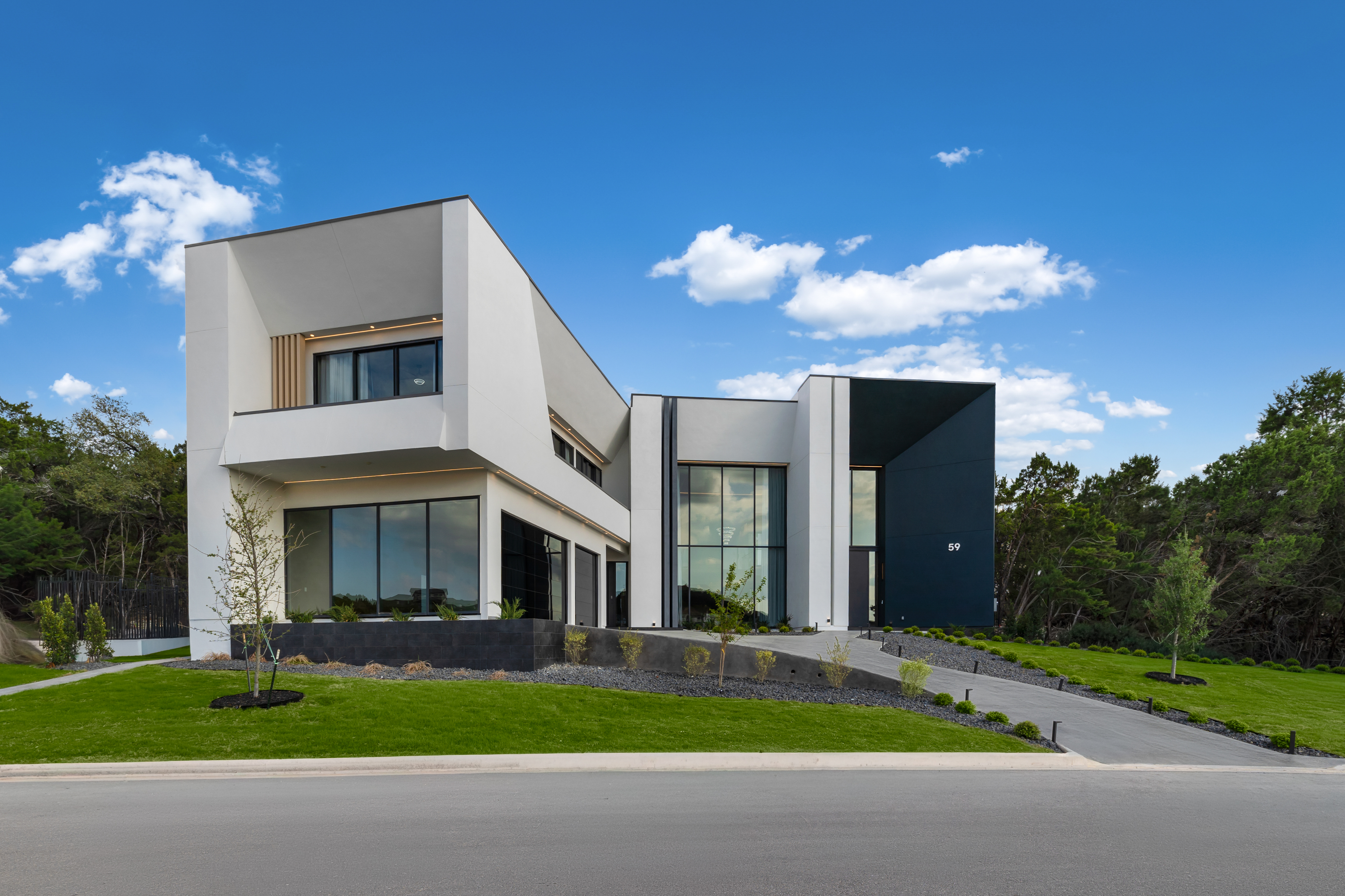  Bold Contemporary Estate for Elevated Living - 物件實景