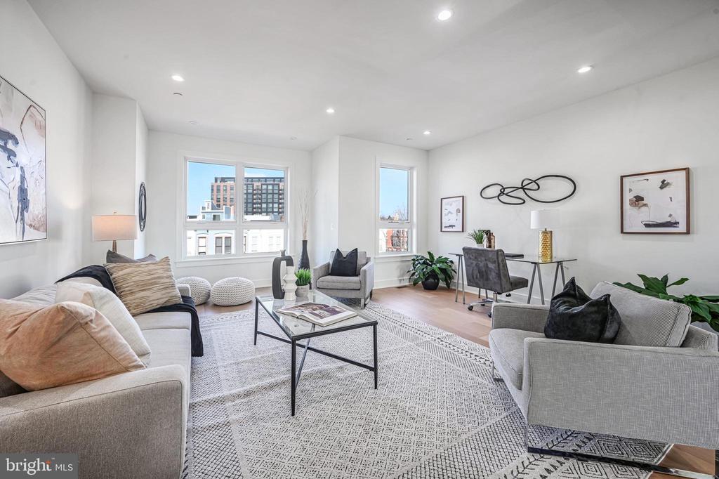 Washington, District of Columbia, 20002, United States, 2 Bedrooms Bedrooms, ,3 BathroomsBathrooms,Residential,For Sale,1984423