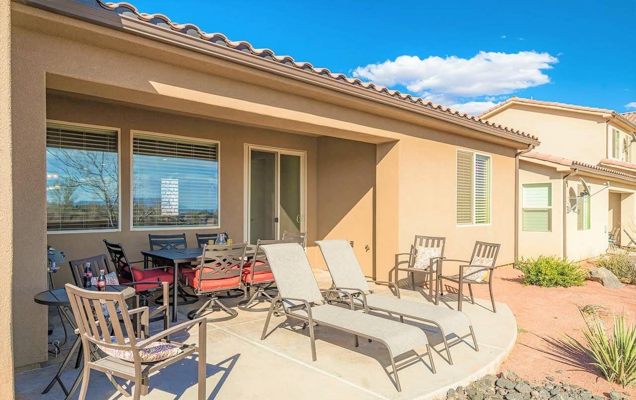 Santa Clara, Utah, 84765, United States, 3 Bedrooms Bedrooms, ,4 BathroomsBathrooms,Residential,For Sale,1981365