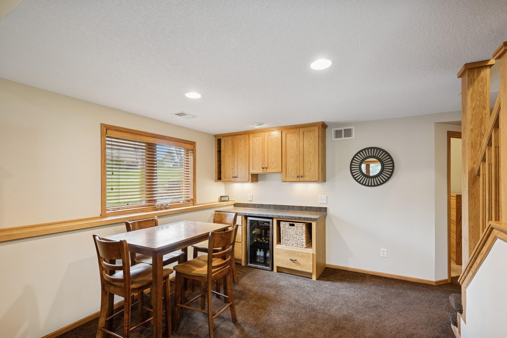 Lakeville, Minnesota, 55044, United States, 5 Bedrooms Bedrooms, ,4 BathroomsBathrooms,Residential,For Sale,1901941