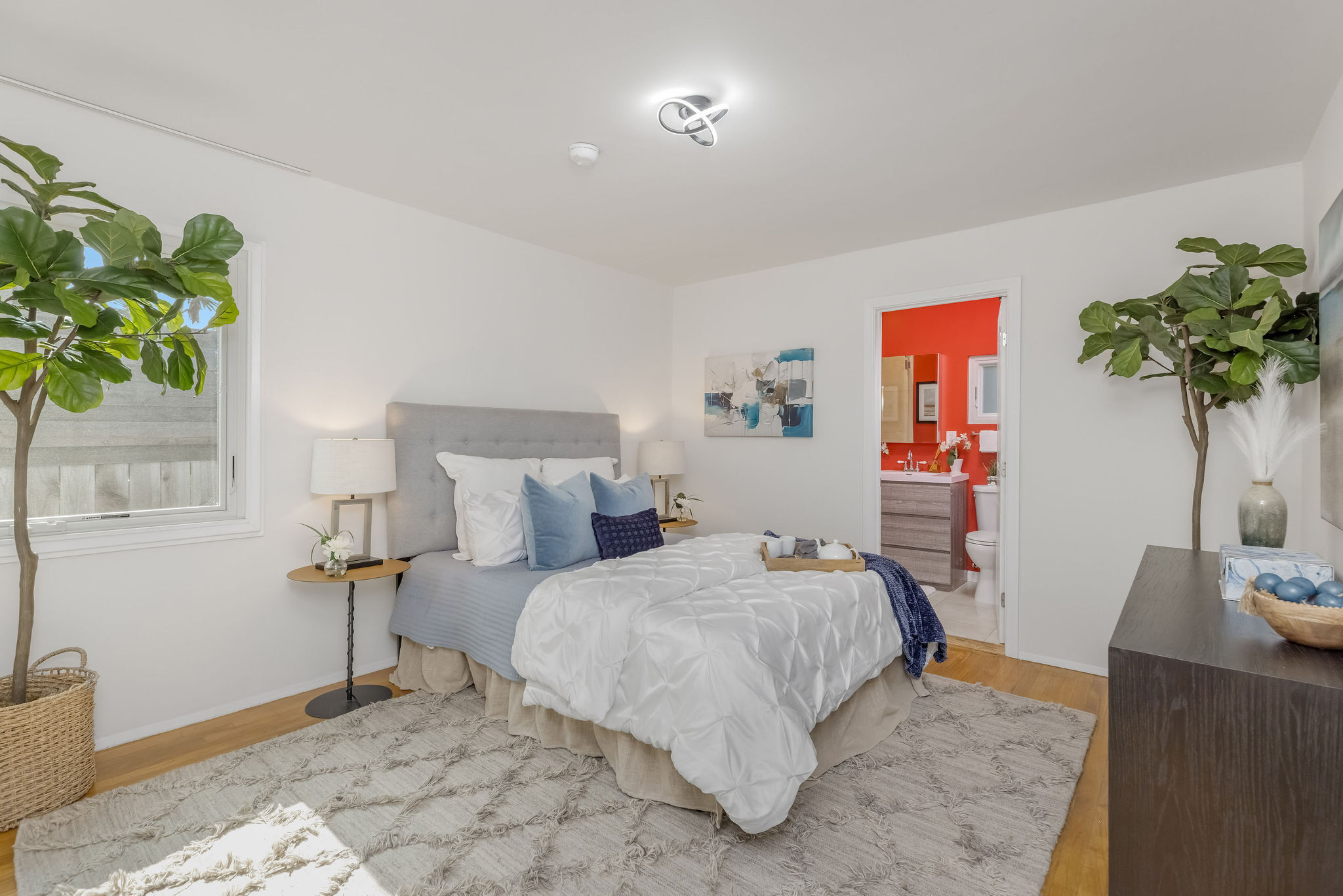  4931 Coolidge Ave - 物件實景