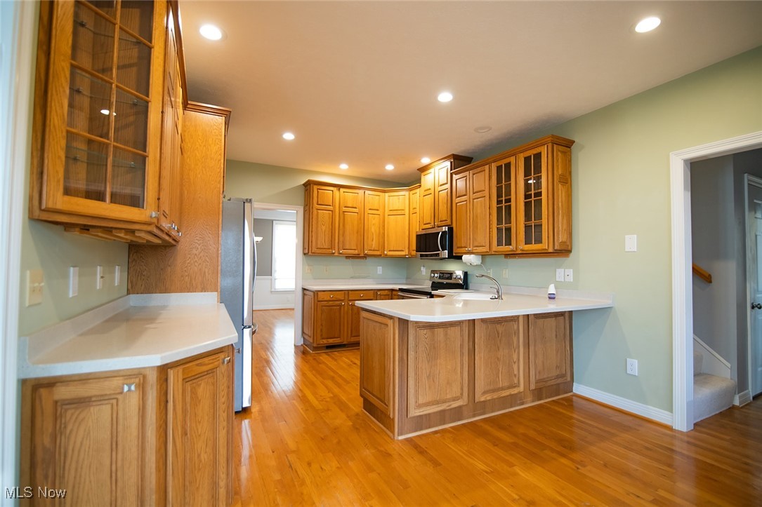 Vienna, West Virginia, 26105, United States, 4 Bedrooms Bedrooms, ,5 BathroomsBathrooms,Residential,For Sale,1987496