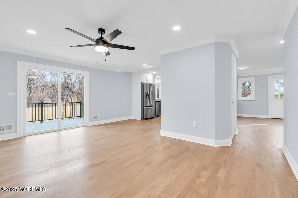 Shrewsbury Boro, New Jersey, 07702, United States, 4 Bedrooms Bedrooms, ,3 BathroomsBathrooms,Residential,For Sale,2001702