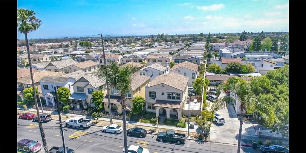 Santa Ana, California, 92703, United States, 4 Bedrooms Bedrooms, ,3 BathroomsBathrooms,Residential,For Sale,1793087
