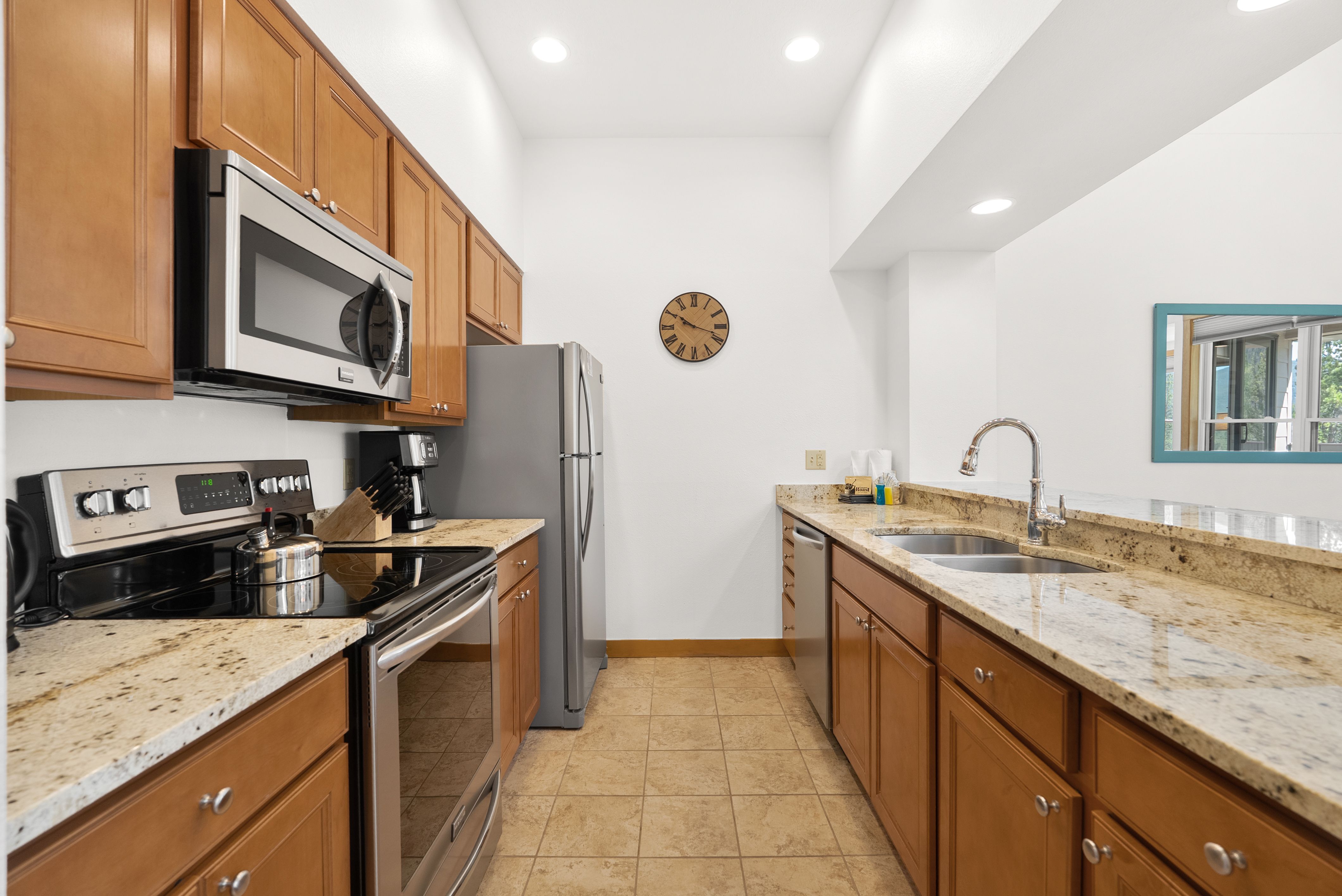  A Spacious and Light-filled Mountain Retreat - 物件實景