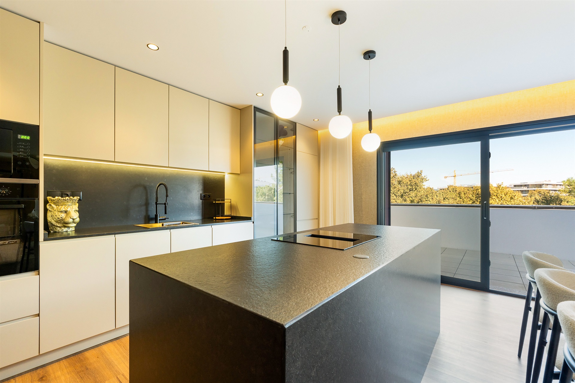  Flat, 3 bedrooms, for Sale - 物件實景
