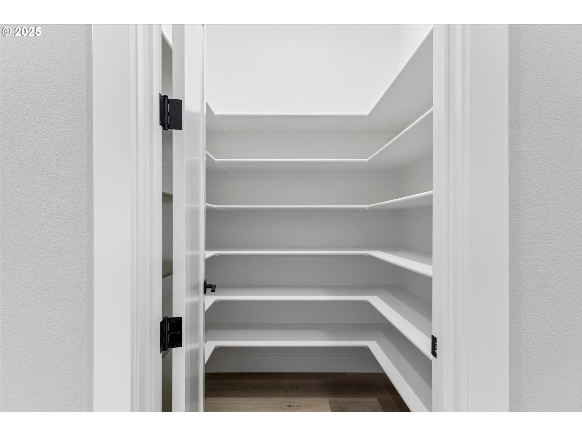 CannonBeach, Oregon, 97110, United States, 4 Bedrooms Bedrooms, ,4 BathroomsBathrooms,Residential,For Sale,2003076