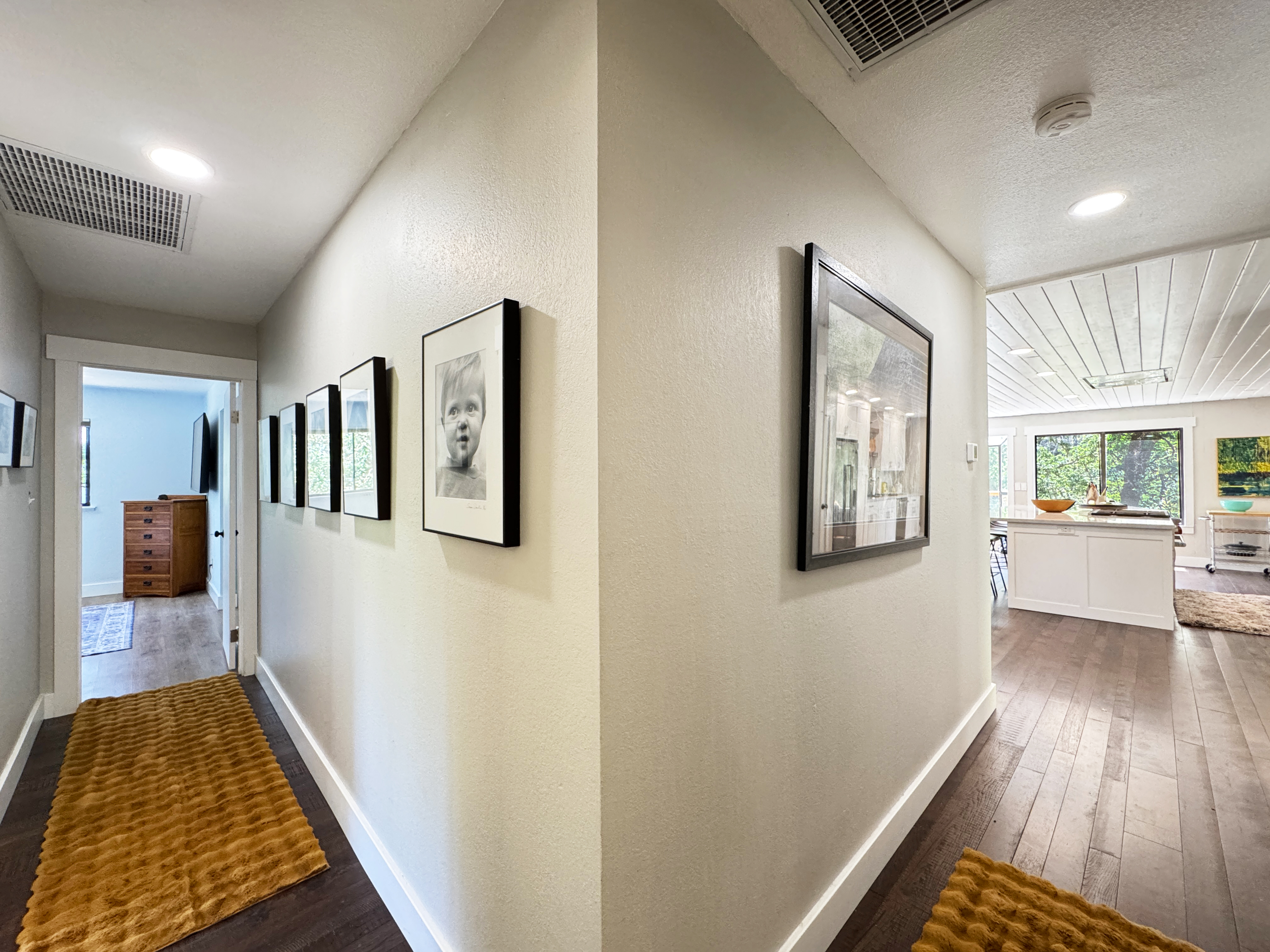 Ukiah, California, 95482, United States, 3 Bedrooms Bedrooms, ,2 BathroomsBathrooms,Residential,For Sale,1879134
