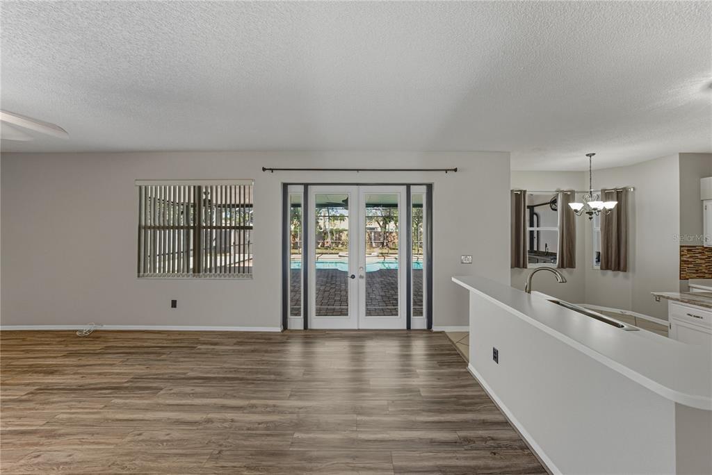 Oldsmar, Florida, 34677, United States, 5 Bedrooms Bedrooms, ,3 BathroomsBathrooms,Residential,For Sale,1988013