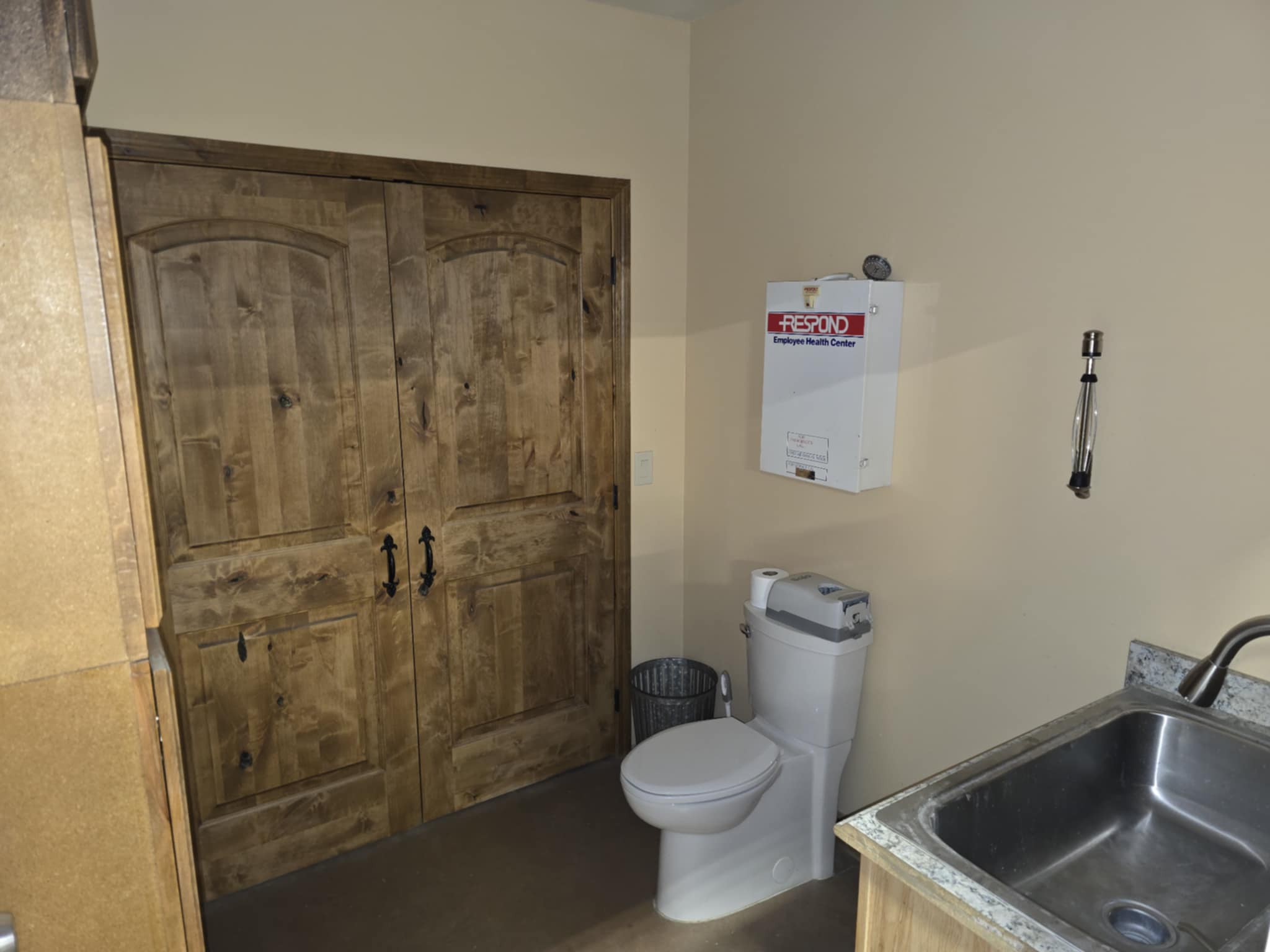 Sheridan, Wyoming, 82801, United States, 1 Bedroom Bedrooms, ,2 BathroomsBathrooms,Residential,For Sale,2001539