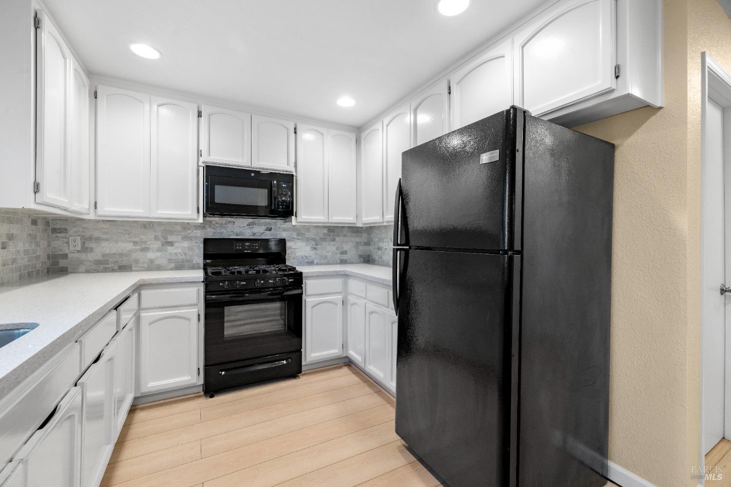 Rohnert Park, California, 94928, United States, 2 Bedrooms Bedrooms, ,2 BathroomsBathrooms,Residential,For Sale,1981389