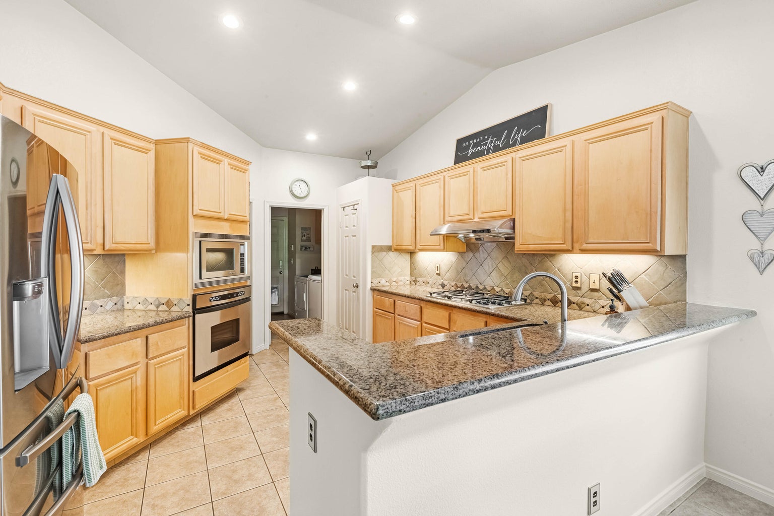 La Quinta, California, 92253, United States, 4 Bedrooms Bedrooms, ,2 BathroomsBathrooms,Residential,For Sale,1931637