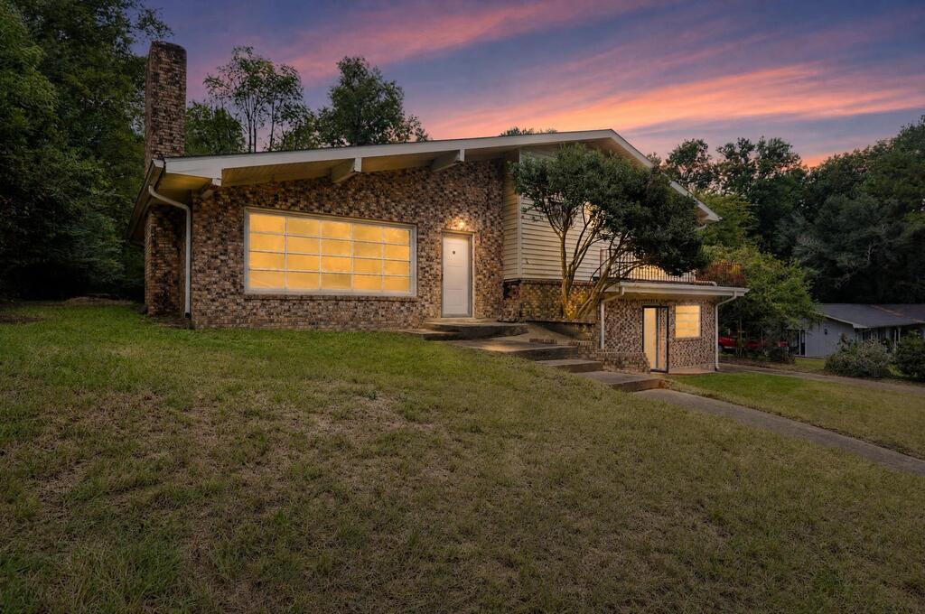 Lakewood St, Nacogdoches, TX 75965