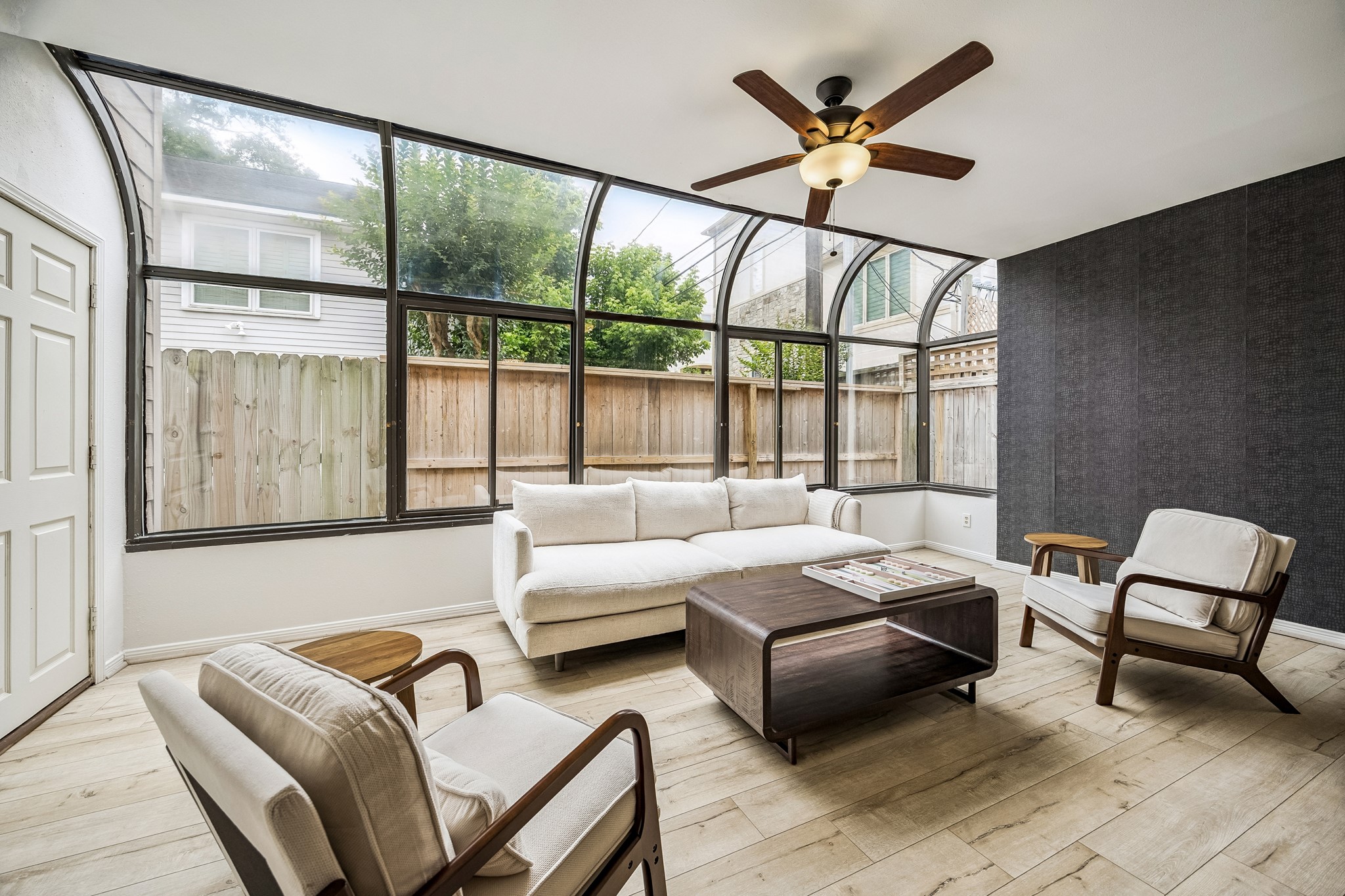  2524 Nantucket Drive C - 物件實景