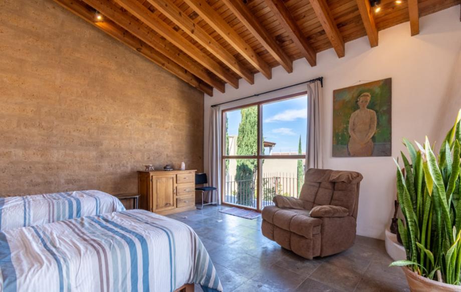 San Miguel de Allende, Guanajuato, 37774, Mexico, 3 Bedrooms Bedrooms, ,3 BathroomsBathrooms,Residential,For Sale,1721925