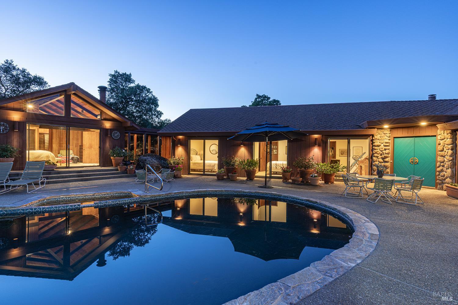 Napa, California, 94558, United States, 4 Bedrooms Bedrooms, ,4 BathroomsBathrooms,Residential,For Sale,1991209