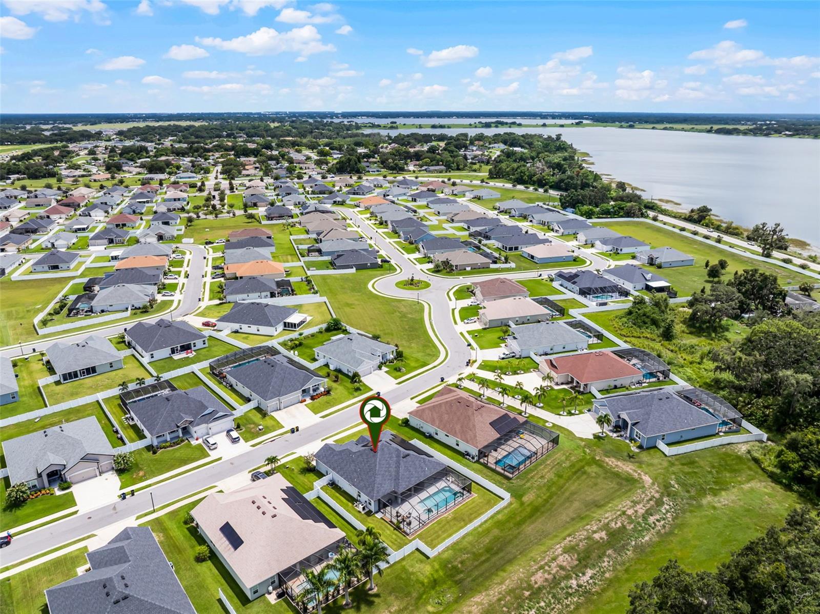 AUBURNDALE, Florida, 33823, United States, 4 Bedrooms Bedrooms, ,3 BathroomsBathrooms,Residential,For Sale,1899734