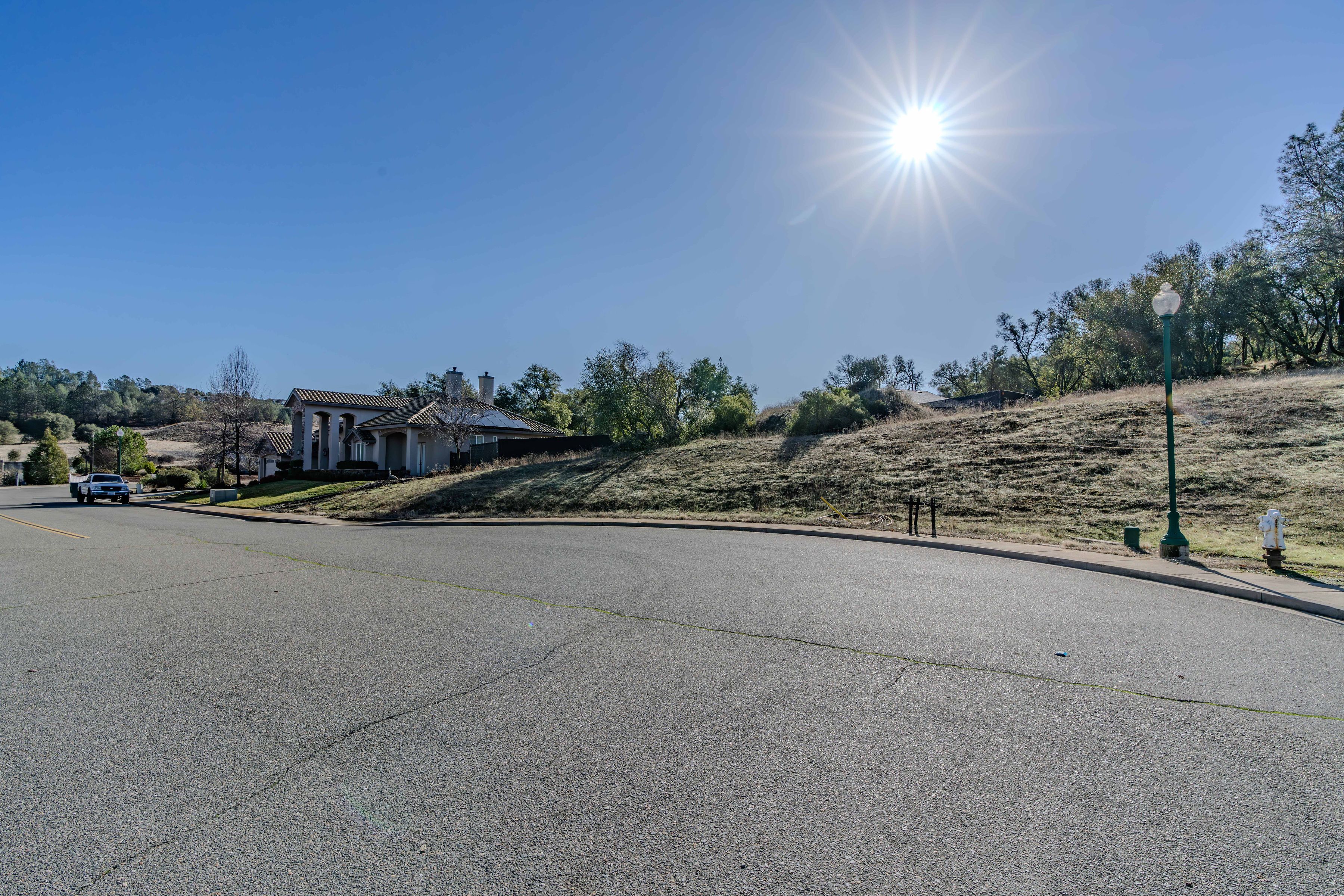  Desirable neighborhood lot ready for development - 物件實景