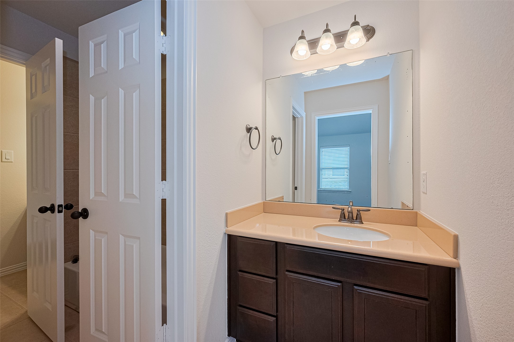 Cypress, Texas, 77433, United States, 5 Bedrooms Bedrooms, ,5 BathroomsBathrooms,Residential,For Sale,1998963