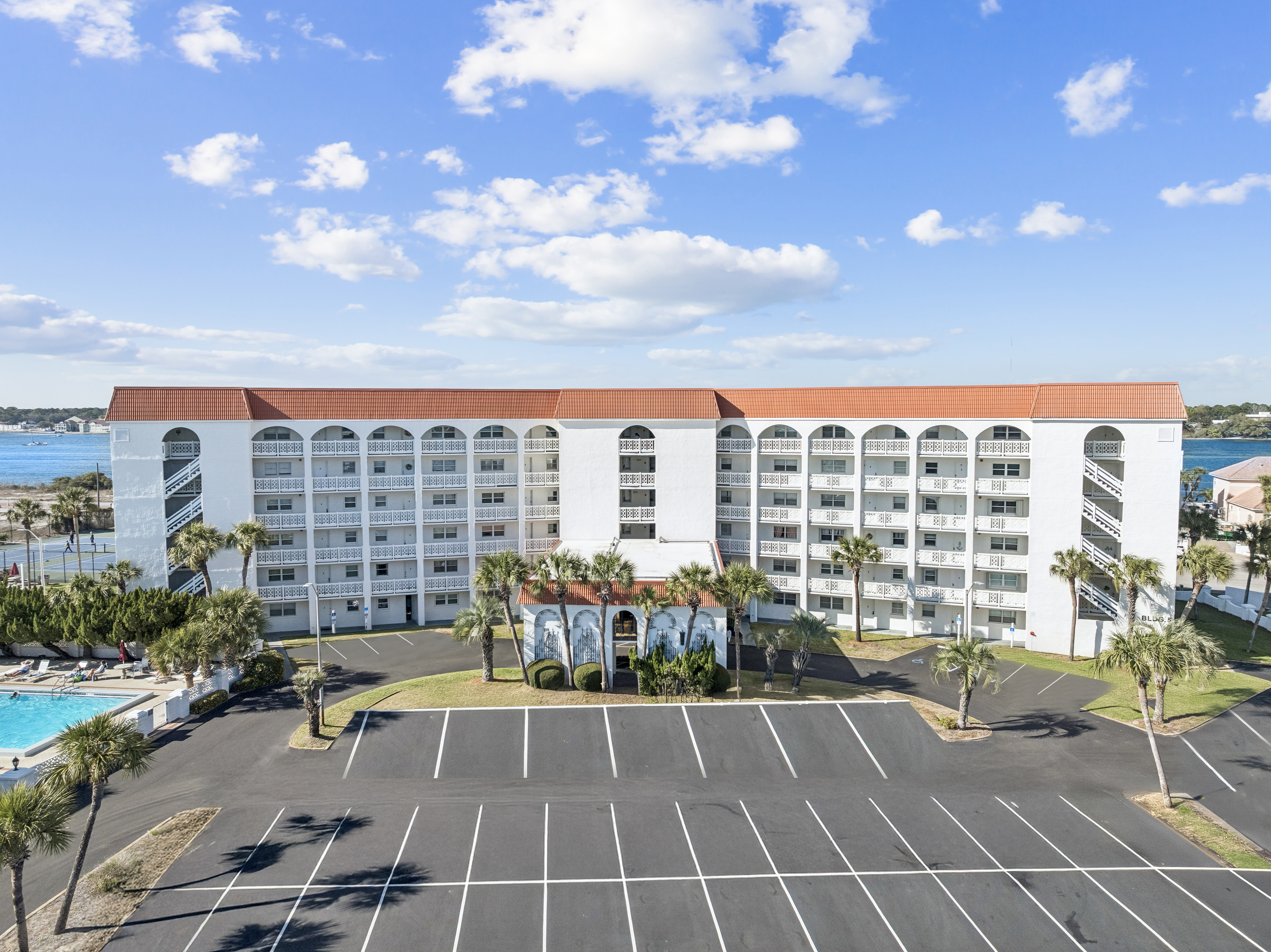  Updated Coastal Condo With Gulf Access And Resort Amenities - 物件實景