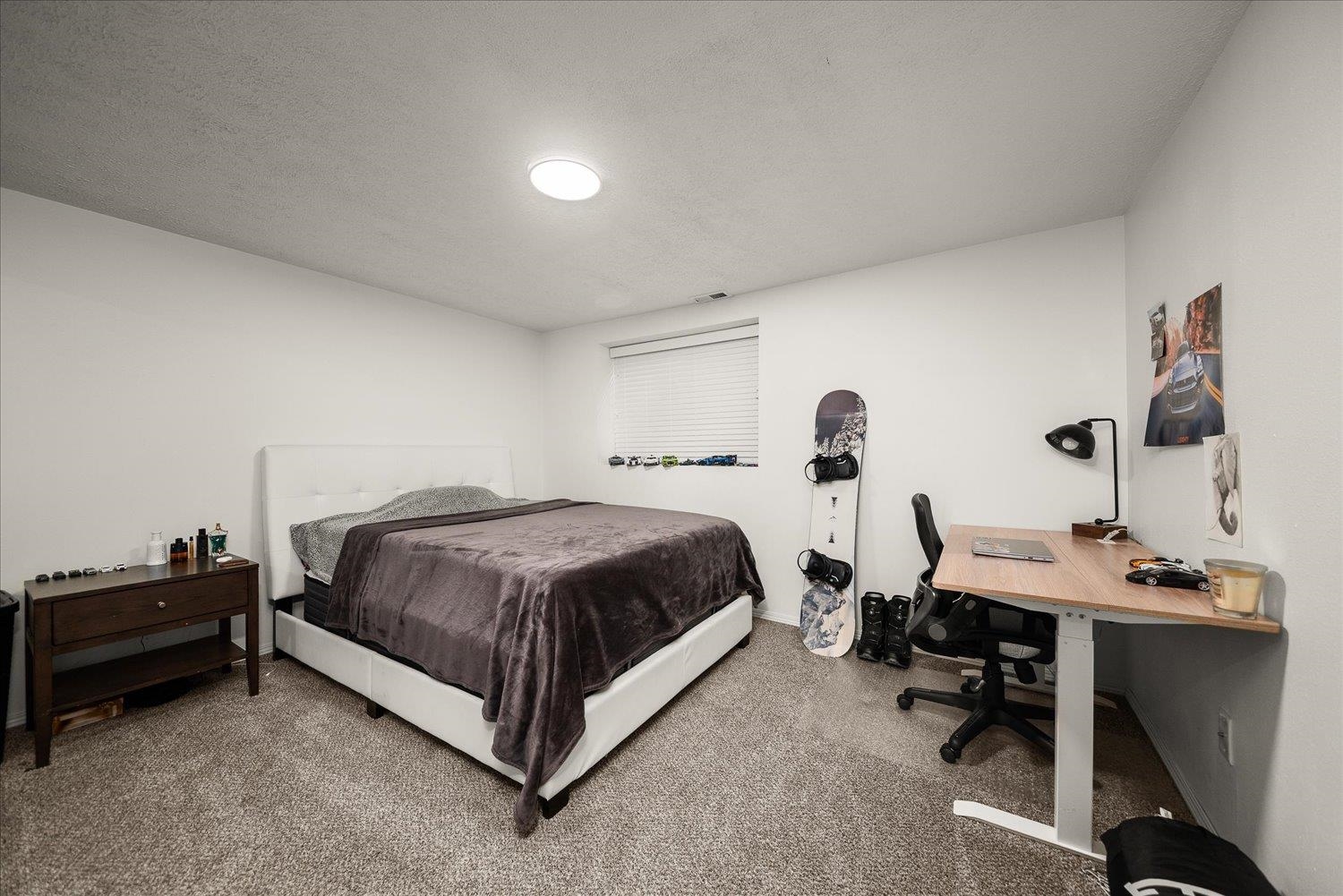 Spokane Valley, Washington, 99216, United States, 4 Bedrooms Bedrooms, ,3 BathroomsBathrooms,Residential,For Sale,1984886