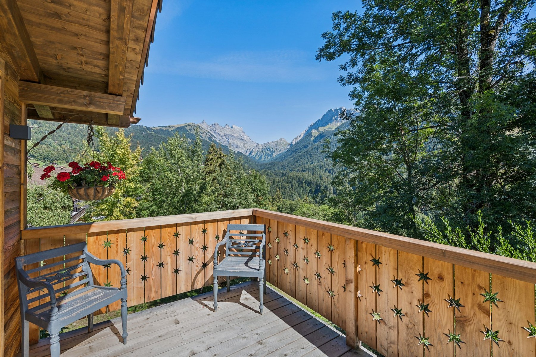  Chalet fully renovated in 2025 in the center of Gryon, quiet location, view, and - 物件實景