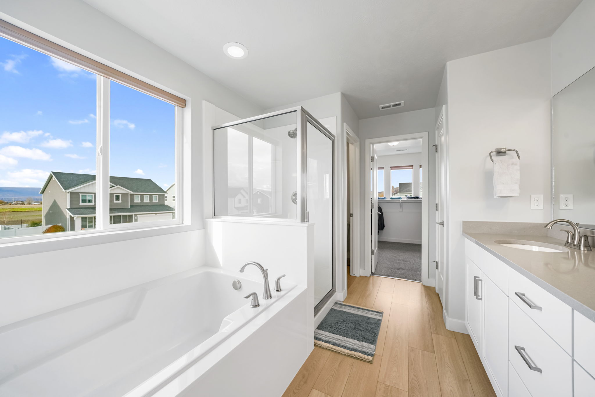 American Fork, Utah, 84003, United States, 3 Bedrooms Bedrooms, ,Residential,For Sale,1998734