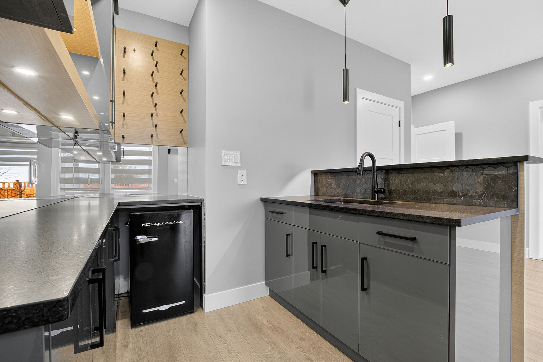  Spacious & Bright - 物件實景