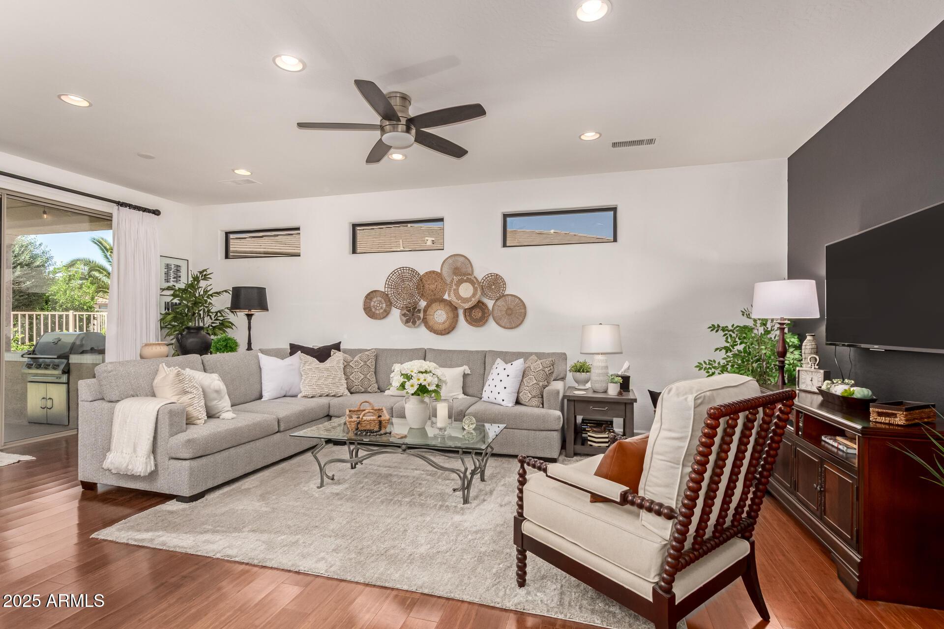 Surprise, Arizona, 85387, United States, 4 Bedrooms Bedrooms, ,3 BathroomsBathrooms,Residential,For Sale,1978130