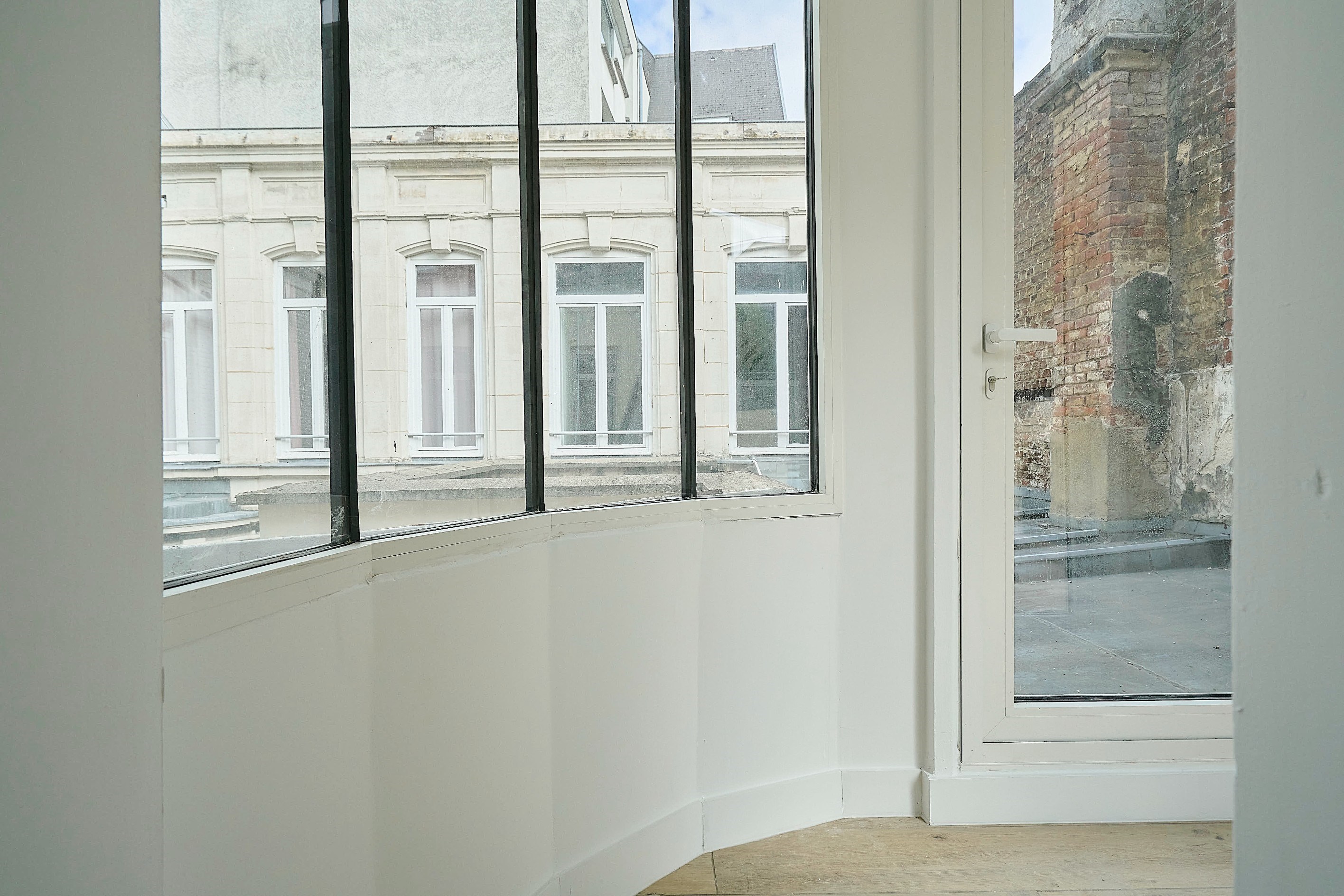  Spacious 5-Room Apartment in the Heart of Vieux Lille - 物件實景