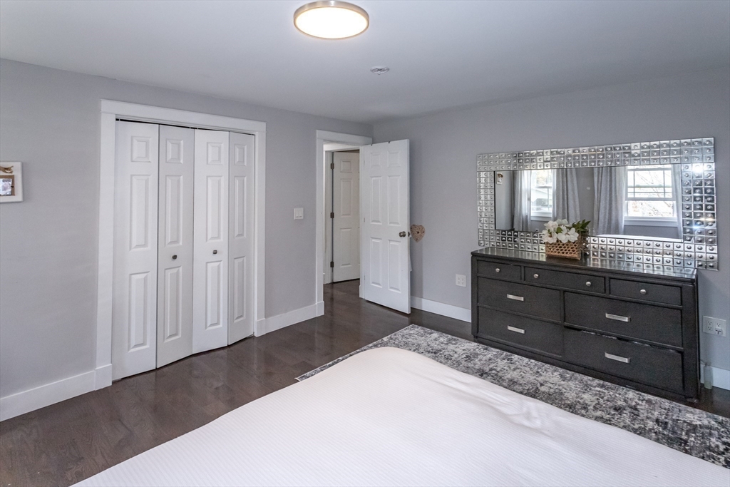 Westfield, Massachusetts, 01085, United States, 4 Bedrooms Bedrooms, ,2 BathroomsBathrooms,Residential,For Sale,1967509