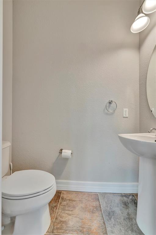 Bradenton, Florida, 34212, United States, 3 Bedrooms Bedrooms, ,4 BathroomsBathrooms,Residential,For Sale,1910869