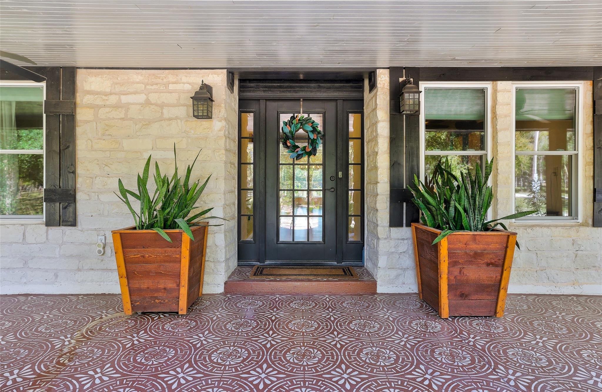 Georgetown, Texas, 78633, United States, 4 Bedrooms Bedrooms, ,2 BathroomsBathrooms,Residential,For Sale,1989896