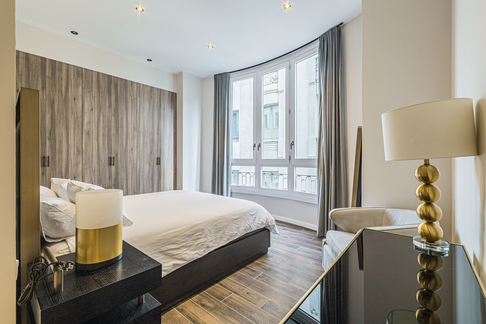  Extraordinary corner apartment on high floor with sea-views - 物件實景