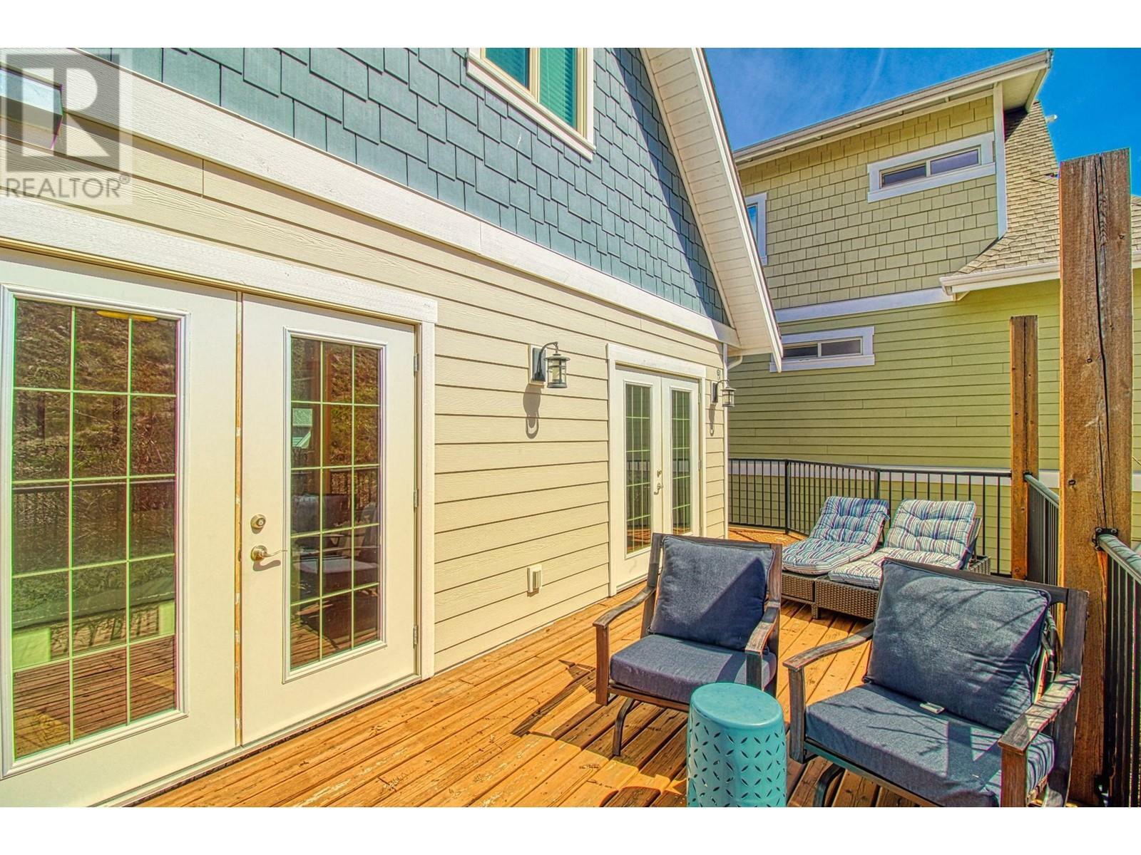 KELOWNA, British Columbia, V1Z 3R8, CA, 3 Bedrooms Bedrooms, ,2 BathroomsBathrooms,Residential,For Sale,1838856