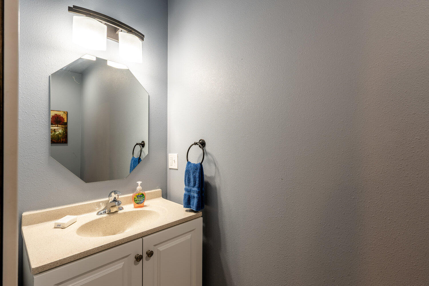 Buffalo, Wyoming, 82834, United States, 4 Bedrooms Bedrooms, ,4 BathroomsBathrooms,Residential,For Sale,1990981