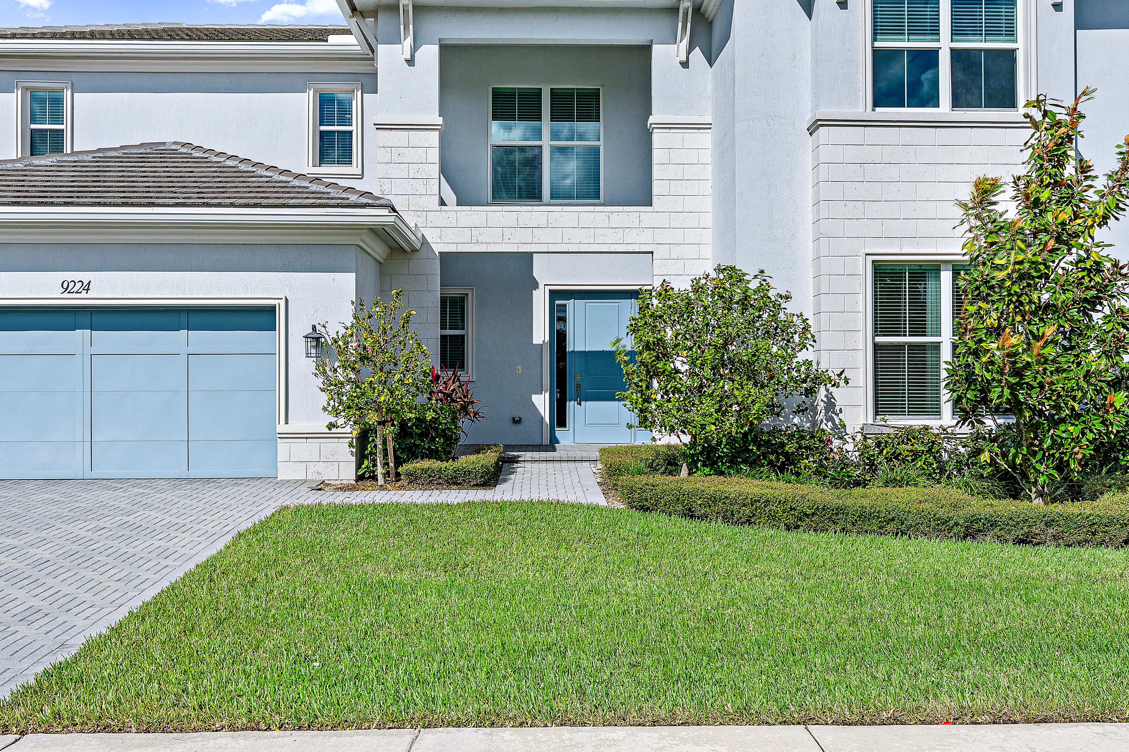  9224 Crestview Circle - 物件實景