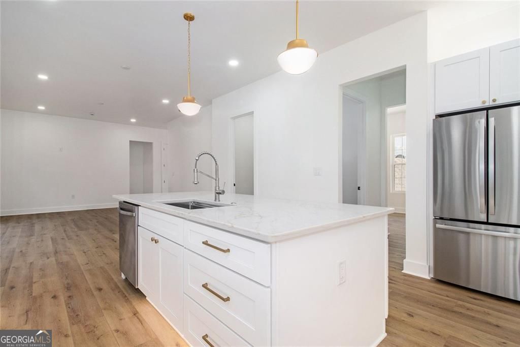 Dawsonville, Georgia, 30534, United States, 5 Bedrooms Bedrooms, ,7 BathroomsBathrooms,Residential,For Sale,1952234