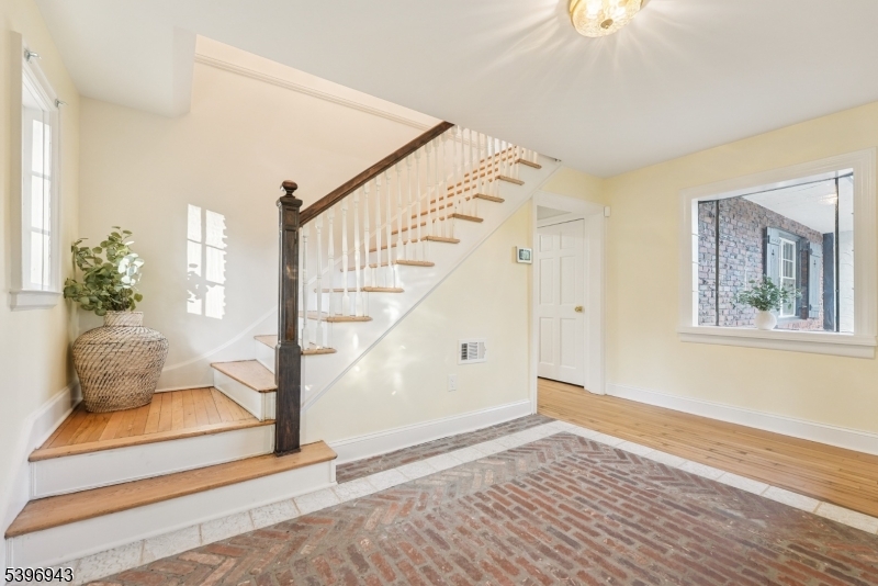 South Orange Village Twp., New Jersey, 07079, United States, 8 Bedrooms Bedrooms, ,7 BathroomsBathrooms,Residential,For Sale,1991818