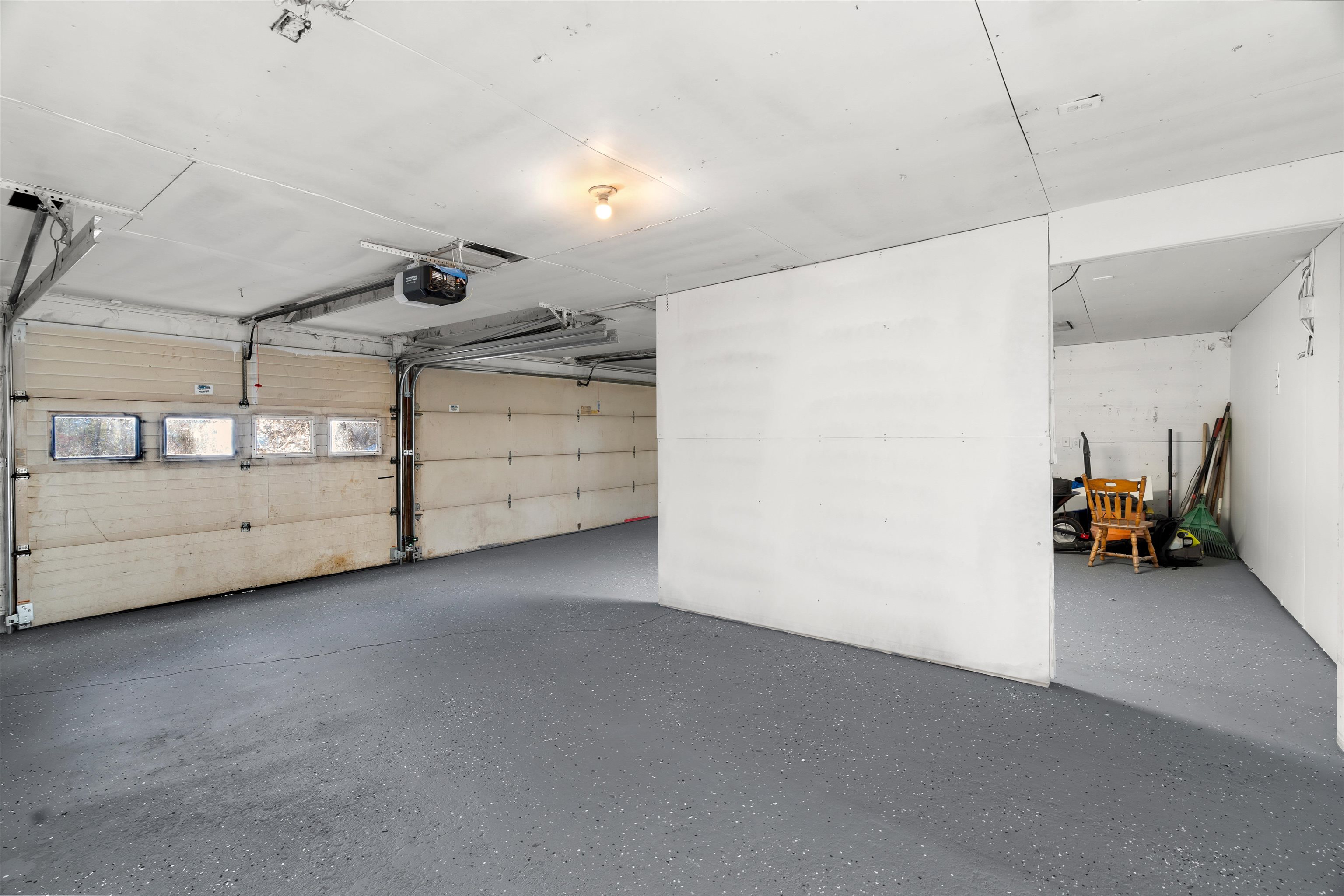 Concord, New Hampshire, 03303, United States, 4 Bedrooms Bedrooms, ,1 BathroomBathrooms,Residential,For Sale,1988375