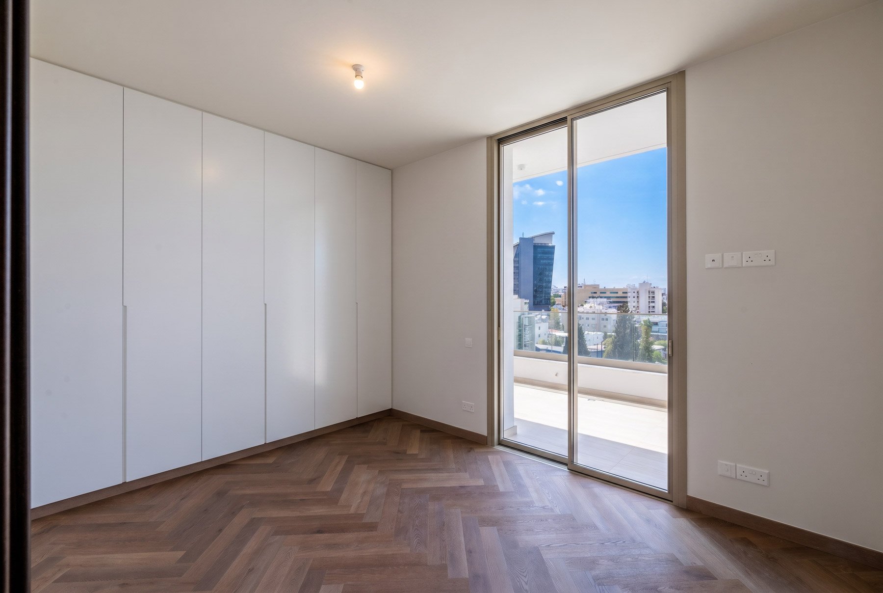  Four Bedroom Penthouse in Nicosia with Private Jacuzzi and Panoramic City Views - 物件實景