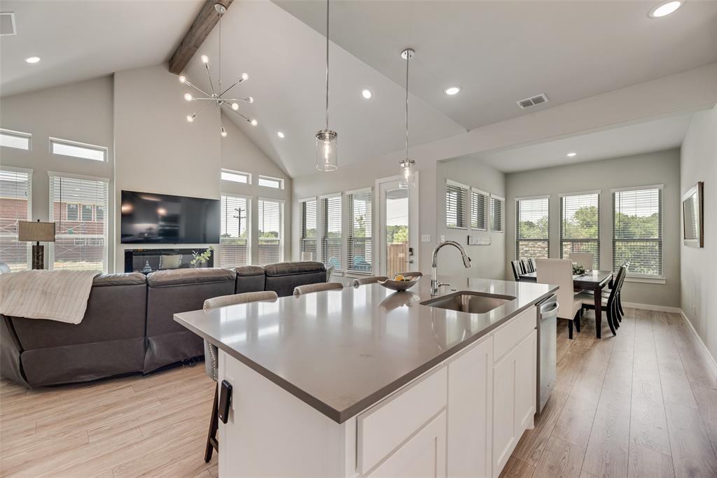 Prosper, Texas, 75078, United States, 5 Bedrooms Bedrooms, ,4 BathroomsBathrooms,Residential,For Sale,1895124